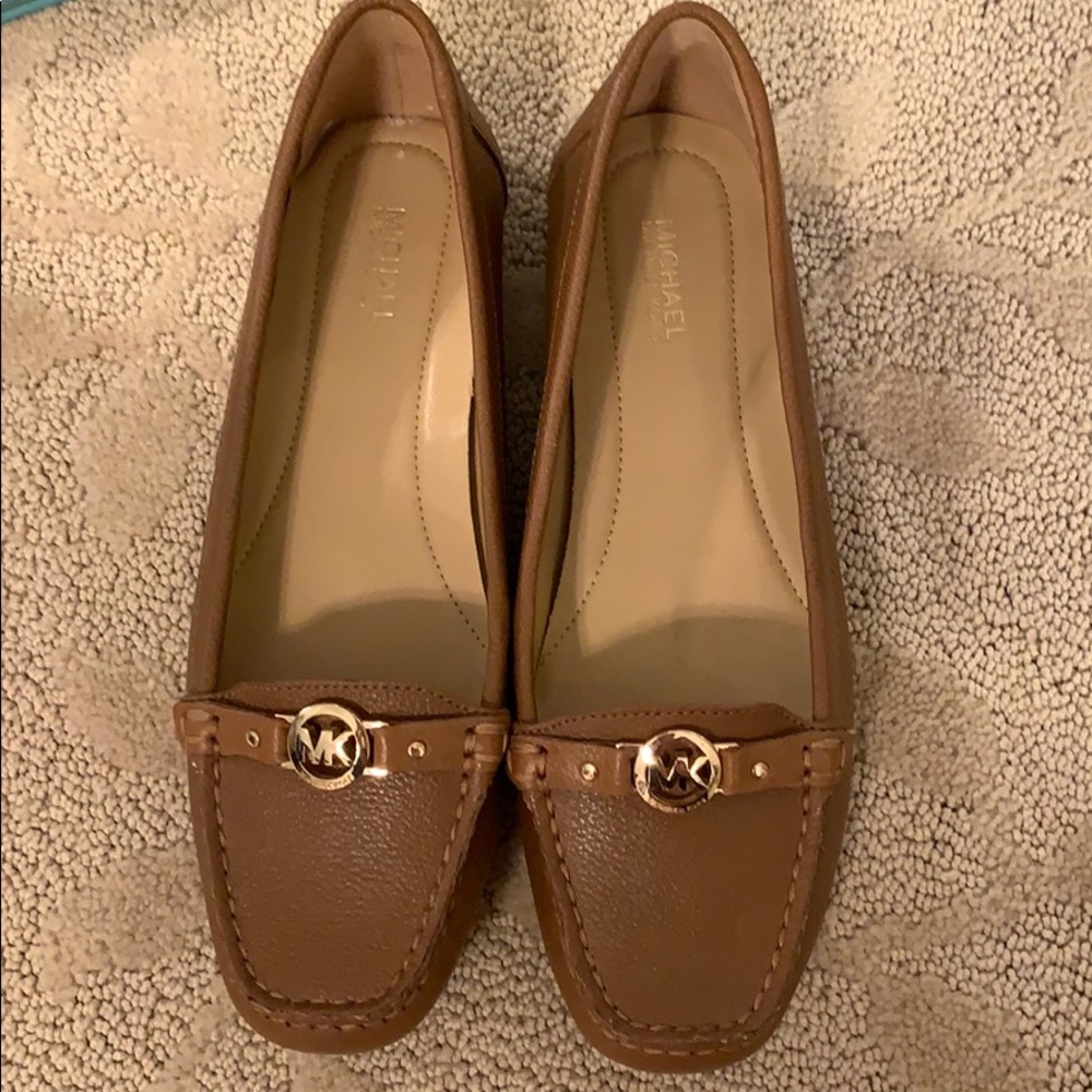 Size 6 Left!Price is LOW ❤️NWOT- Michael Kors, - Picture 1 of 7